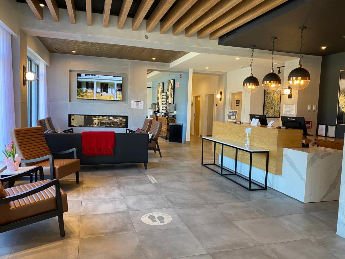 Lake Placid Inn Boutique Hotel Екстериор снимка